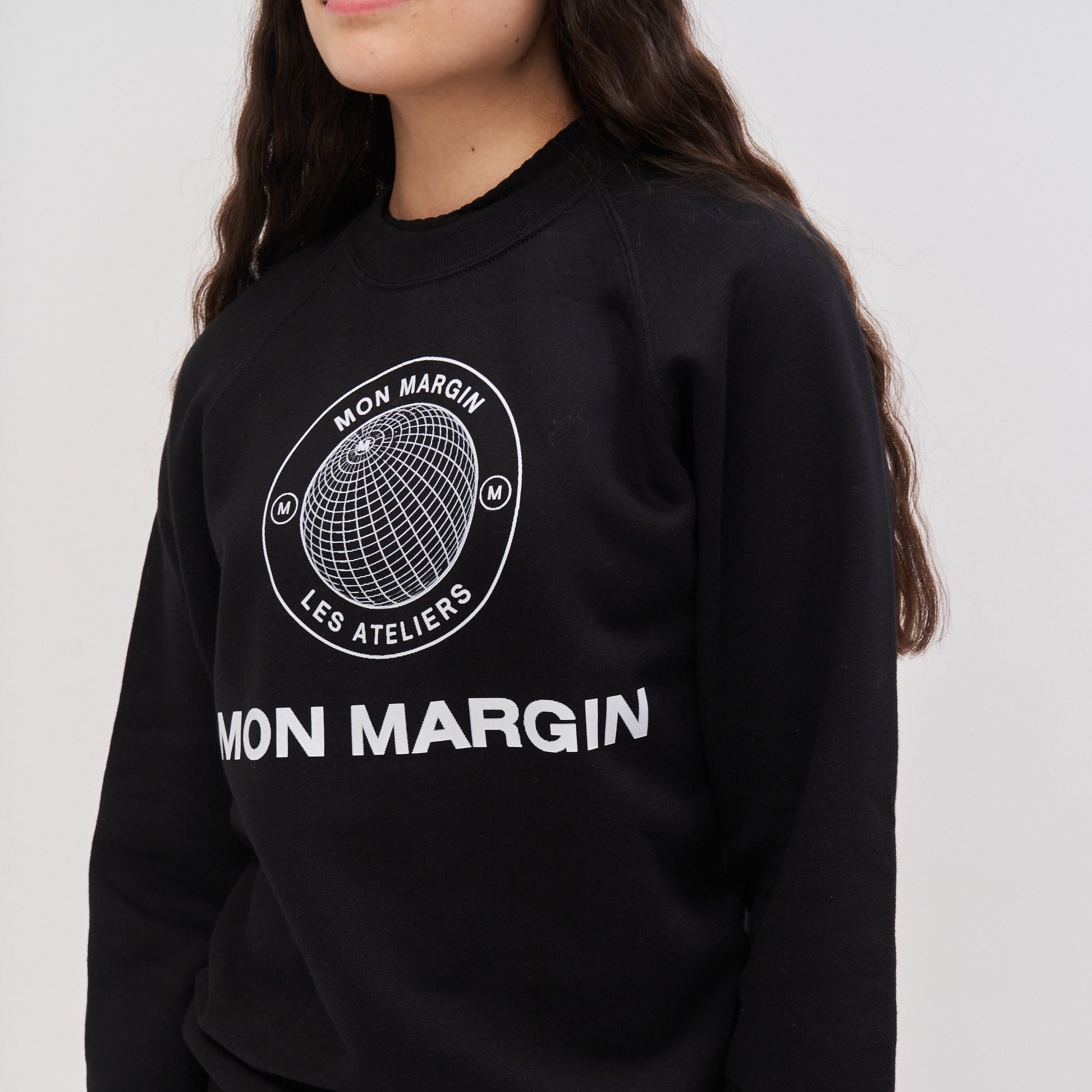 WORLD CREWNECK PULLOVER I MON MARGIN