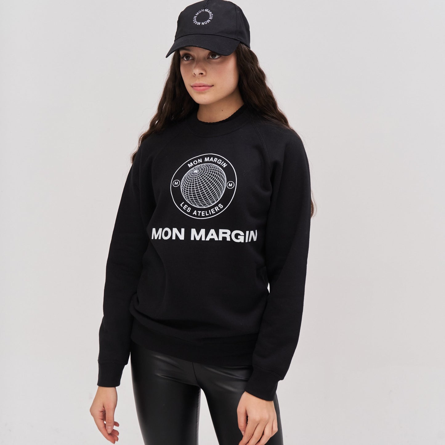 WORLD CREWNECK PULLOVER I MON MARGIN